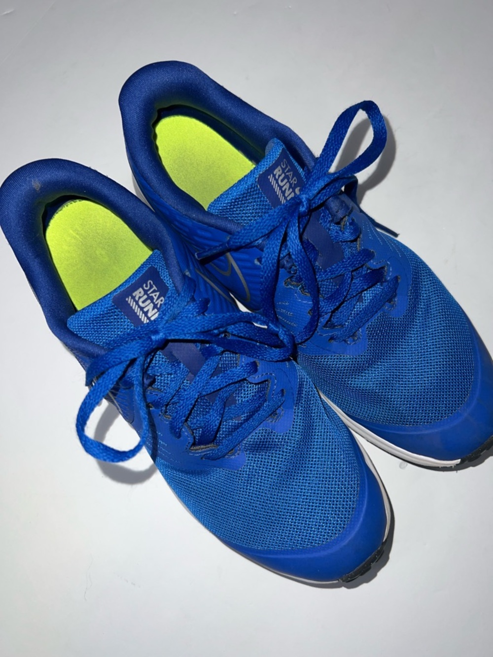 Nike Star Runner Sneakers size 5.5Y - Picture 3 of 9